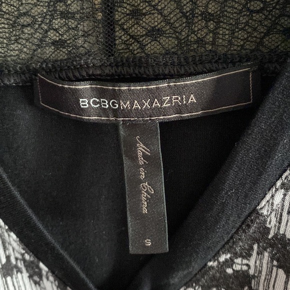 BCBG top - Picture 2 of 4